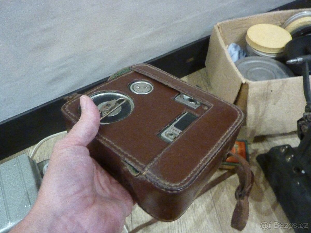 Staré plátno, projektory Meopta, kamera-vše 4.900 - 11