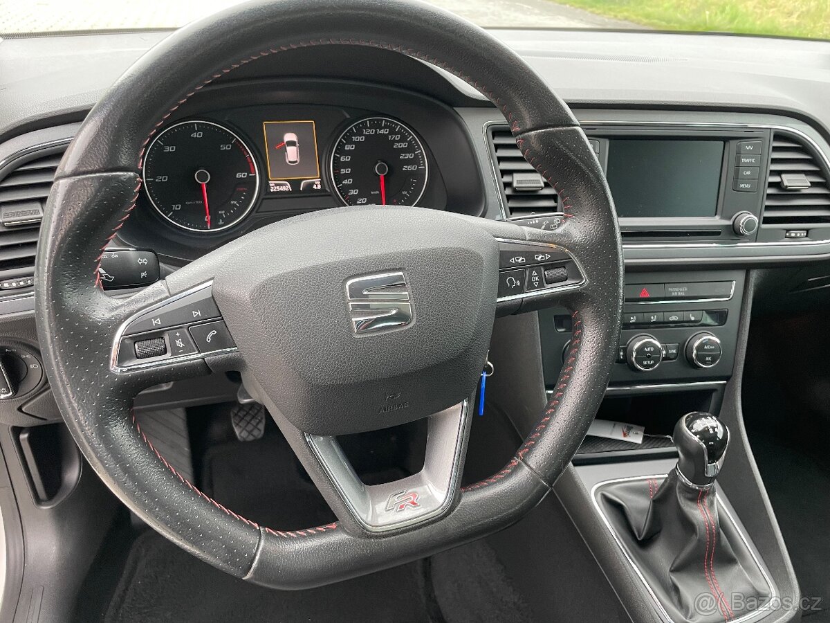 Seat Leon FR 2,0 tdi 135kw rok 2014 LED světla - 11