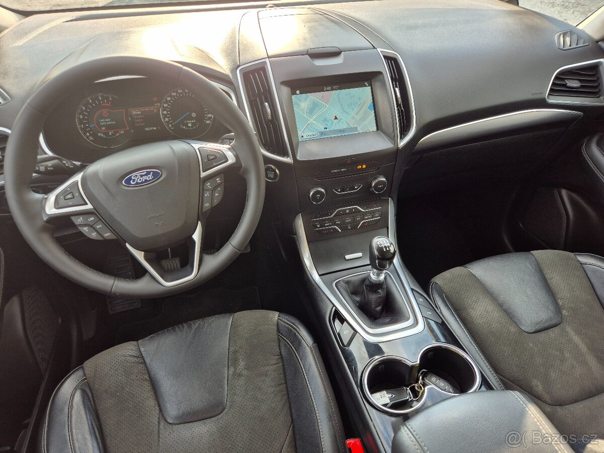 Ford S-MAX 2.0TDCi,7MÍST,TITANIUM+,FULL LED,PLNÝ SERVIS FORD - 11