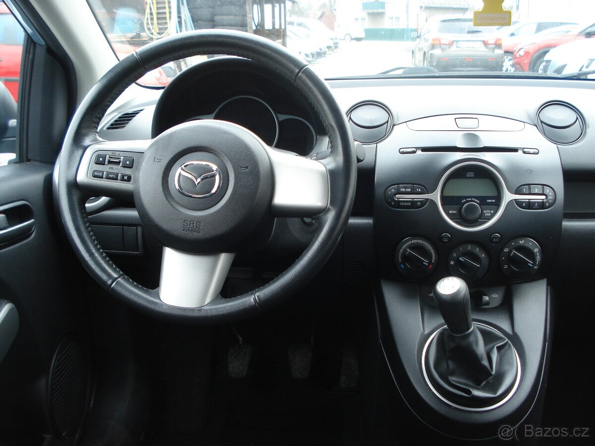 Mazda 2/1.3i/GT-E,MODEL 2011 - 11