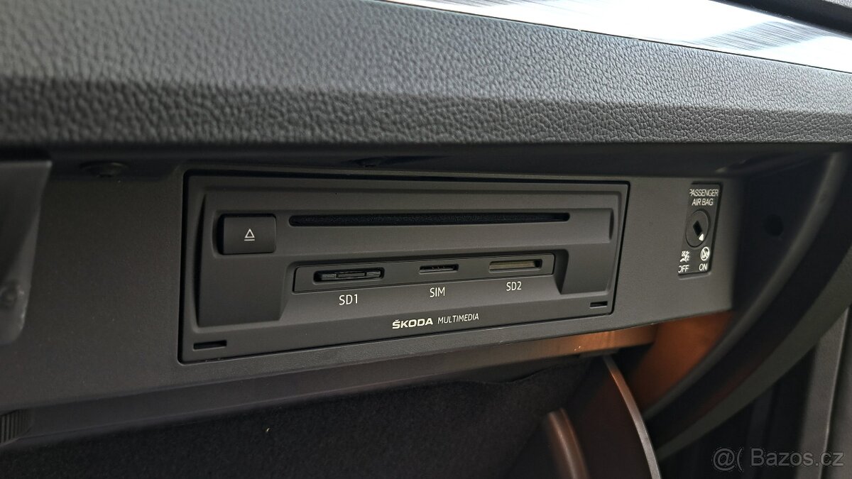 ŠKODA Superb 3 facelift Style 2.0Tdi 110kW manuál - 11