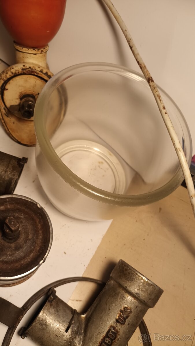 Starý kuchyňský robot UKS E20A + příslušenství - 11