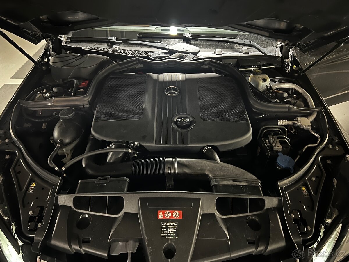 Mercedes-Benz E 220 CDI coupé - 11