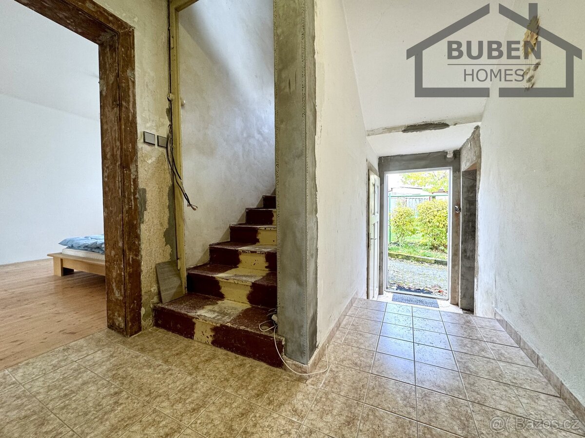 RD 4+kk s garáží, skladem, pergolou a zahradou 324 m² - Tac - 11