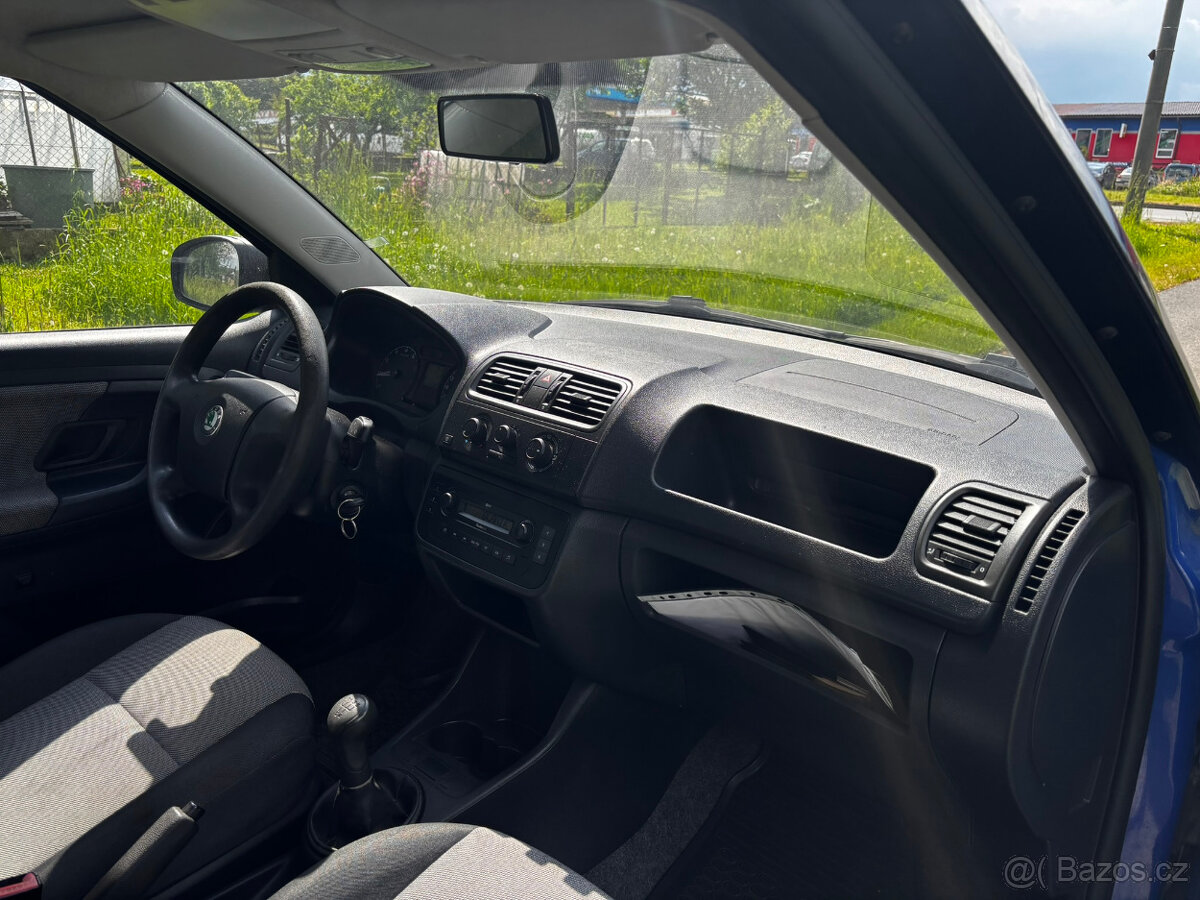 Škoda Fabia 2 1.2 HTP 44kW, RV 2009, 120 284Km - 11