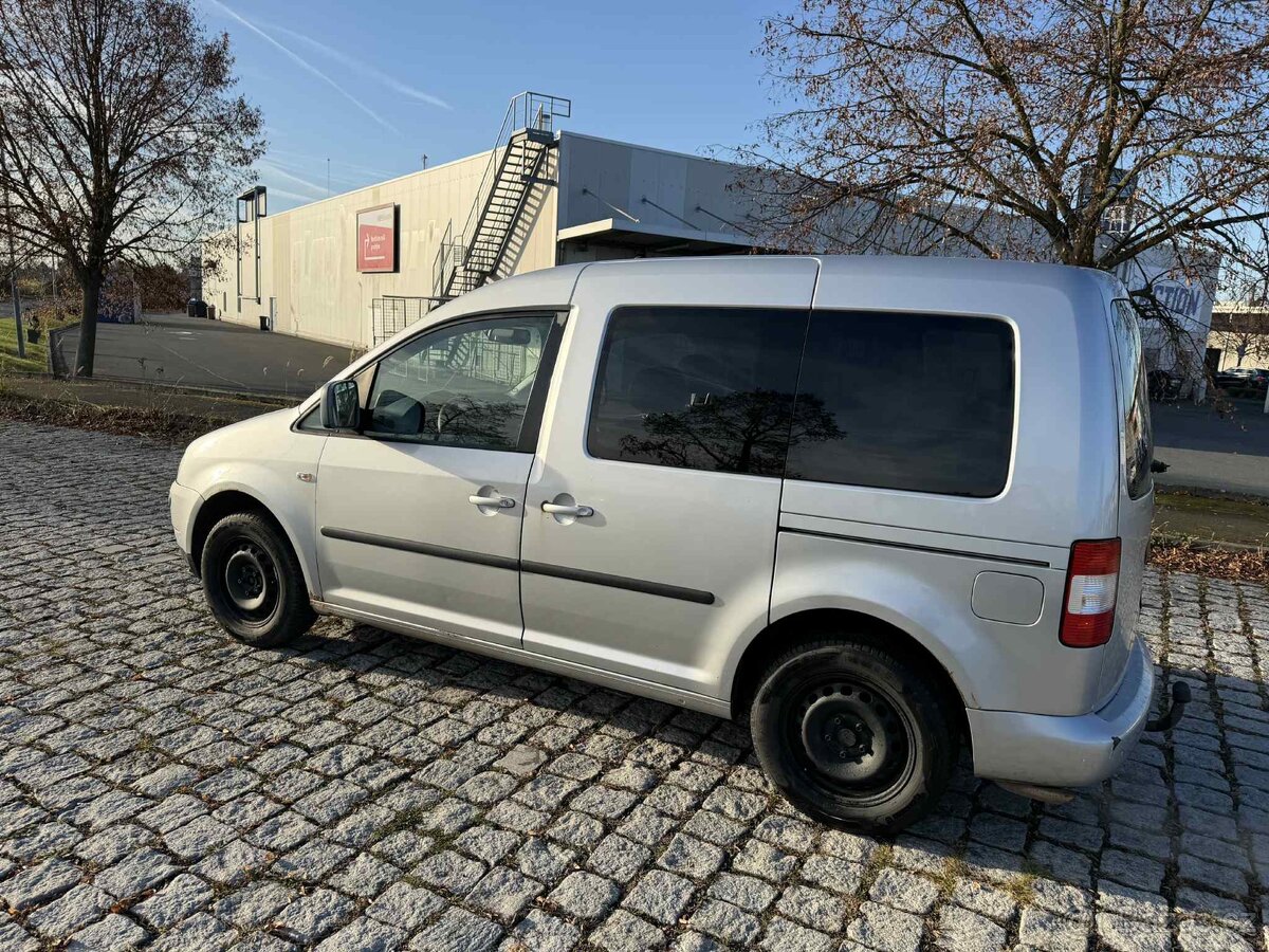 Volkswagen Caddy 2.0 2010 - 11