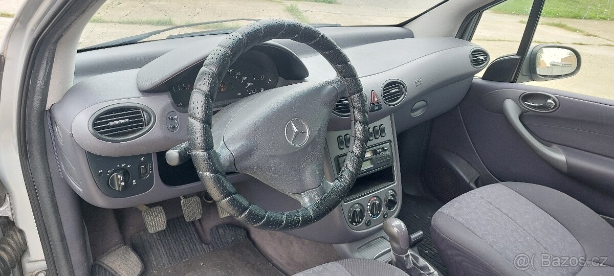 Mercedes A 160 - 11