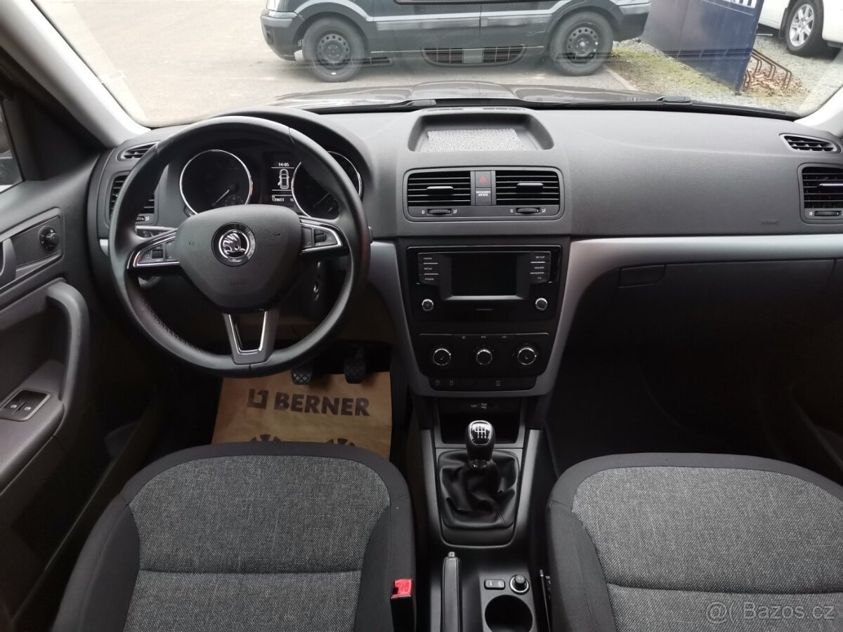 Škoda Yeti 1.2TSi 81kw Active AC PDC - 11
