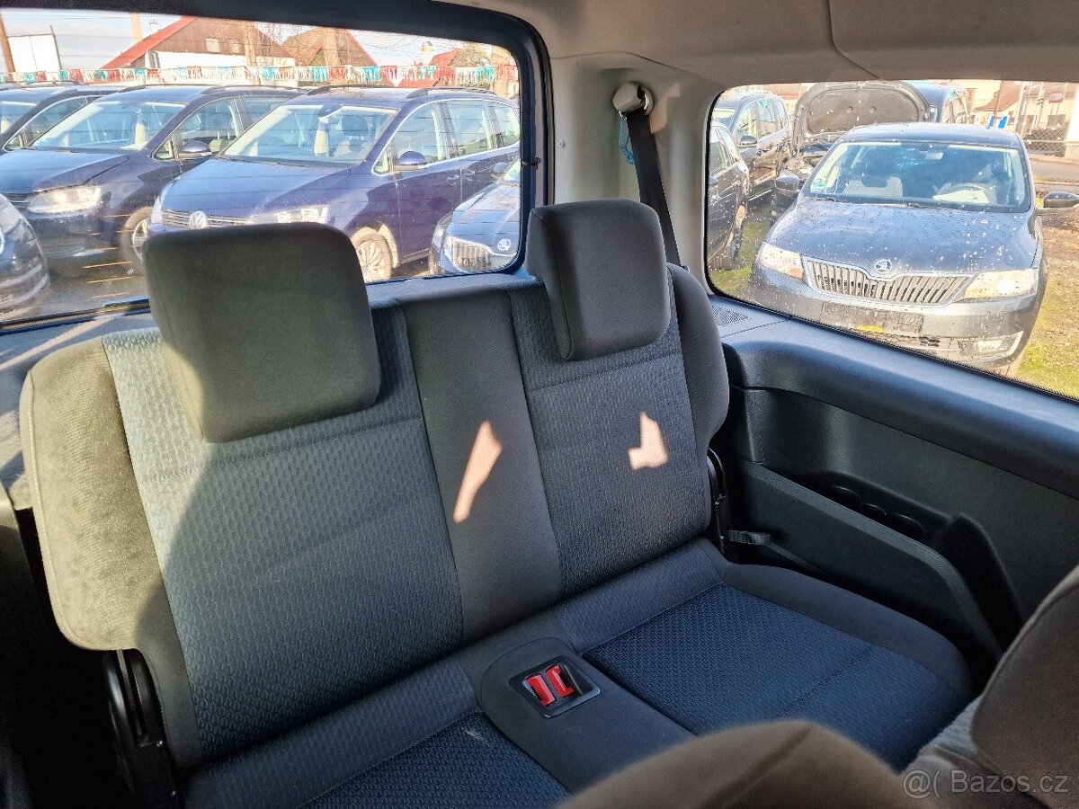 Volkswagen CADDY MAXI 2,0TDI 7MÍST TAŽNÉ - 11