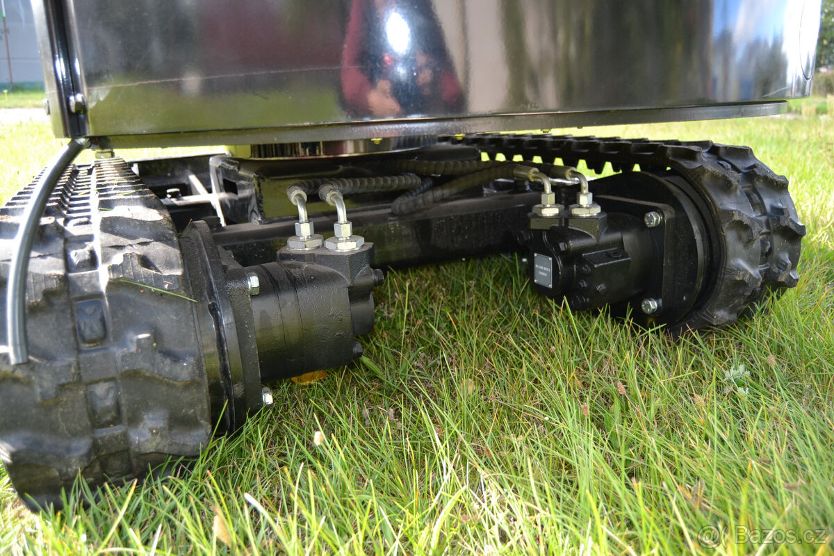 miniBagr HT 1500kg naftový dvouválec 19koní - 11