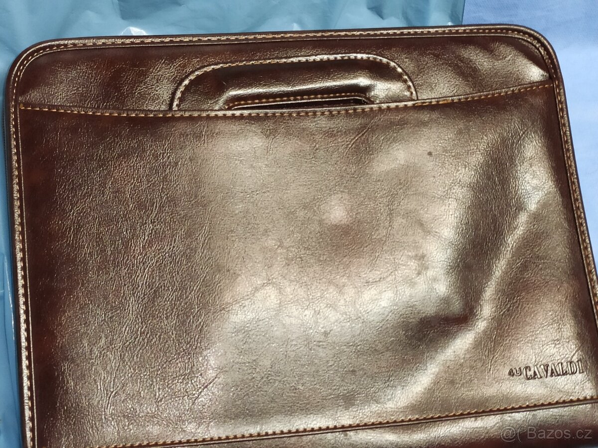 Luxusní kožená pánská aktovka 4uCavaldi - 11