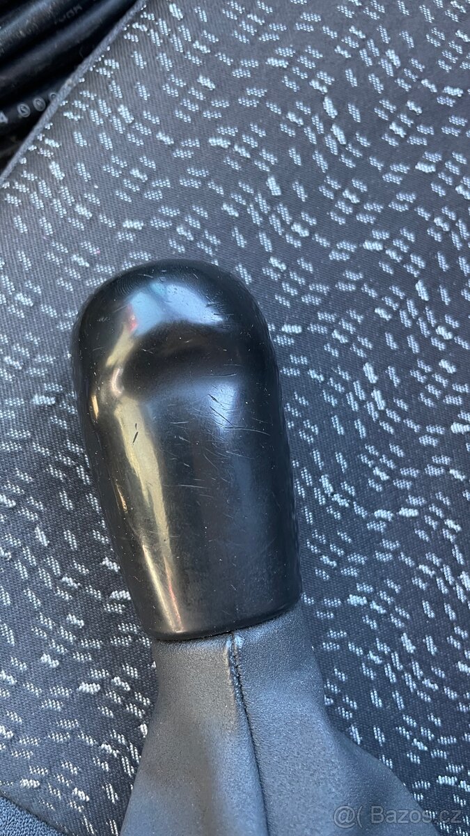 Prodám díly Volvo S40 2.0D 100kW - 11