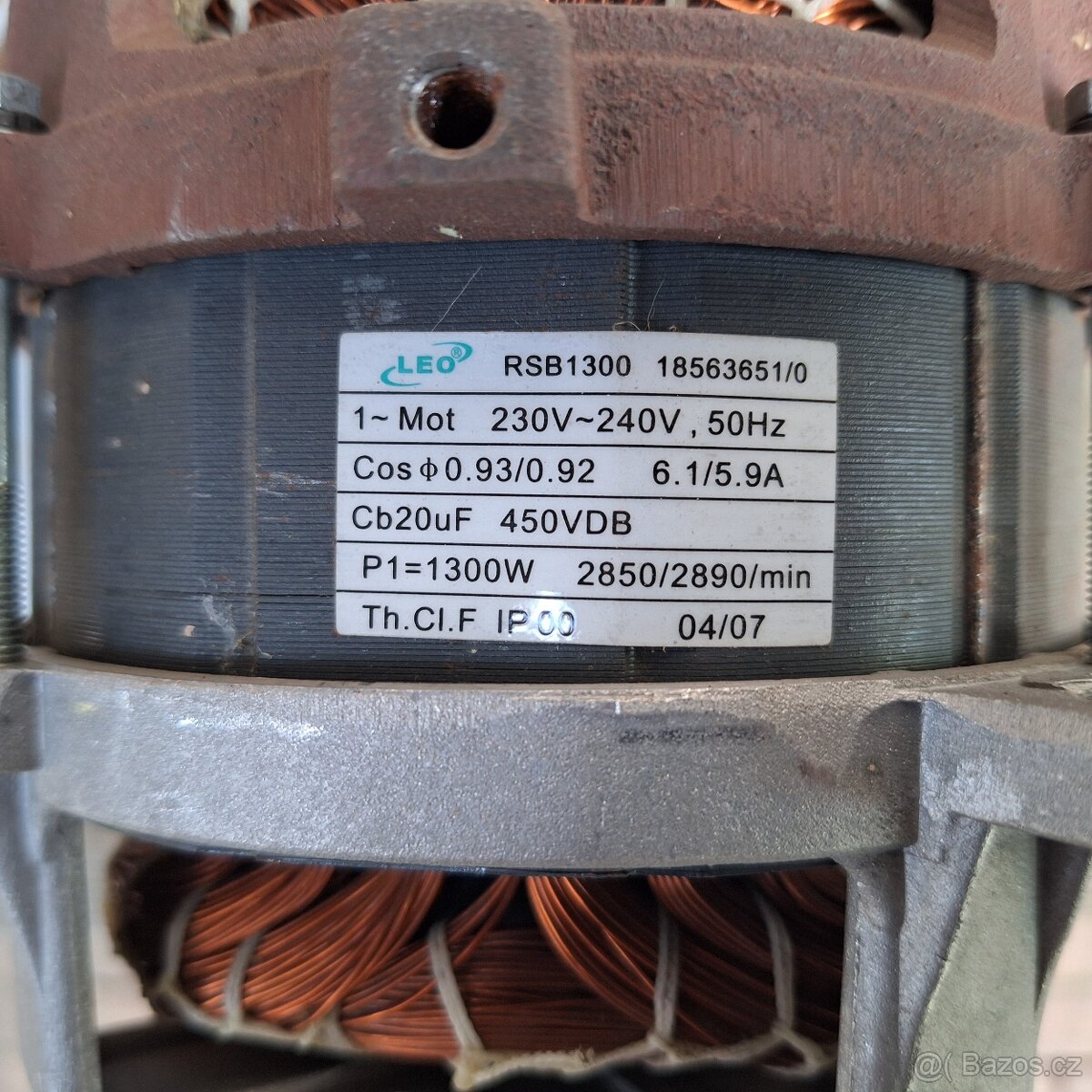 elektrická sekačka na trávu - 11