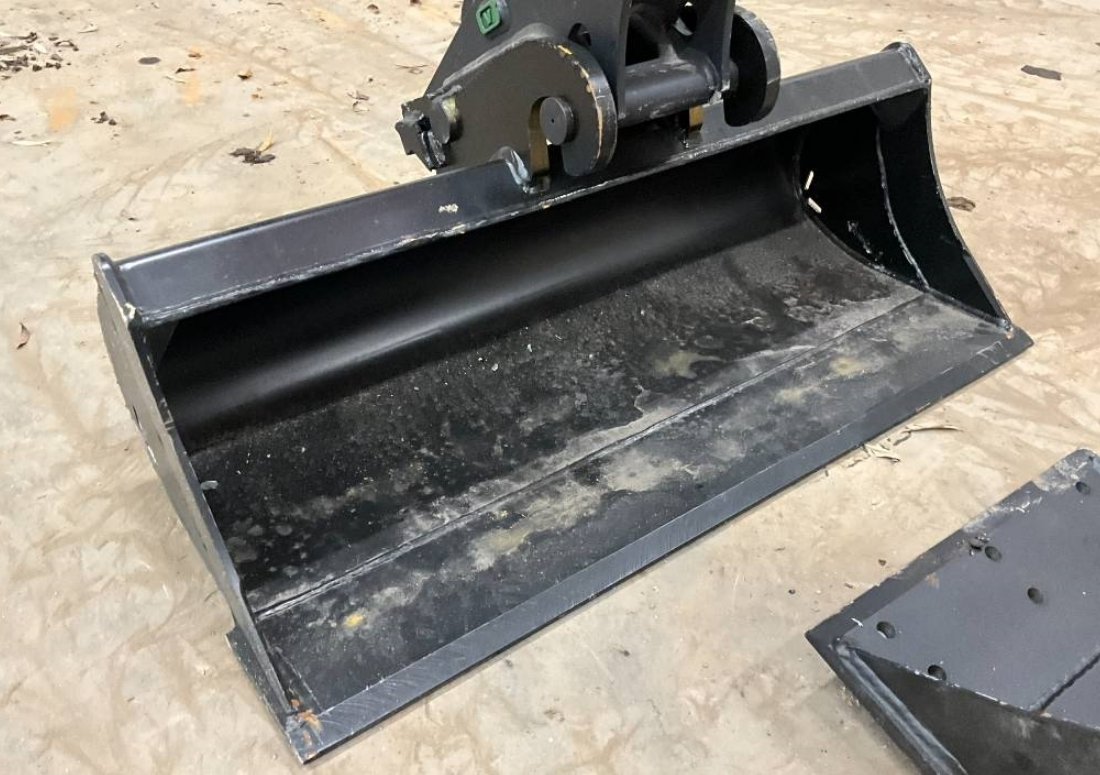 NOVÝ BAGR KUBOTA U18-5 - 11