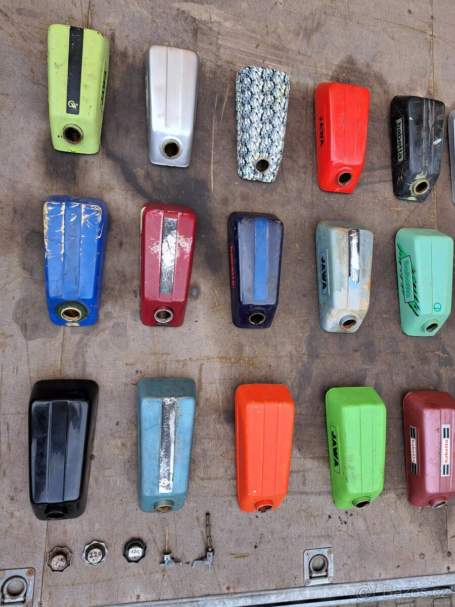 Nádrže na moped Babetta 210, 215, 225 - 11