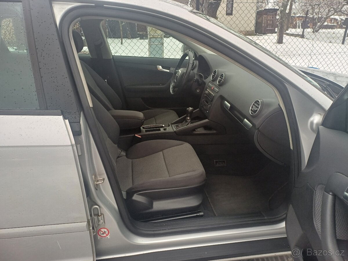 Krásná Audi A3 1.6 MPI 138345km Tempomat - 11