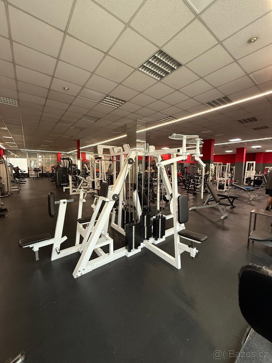 Posilovací stroj - 11