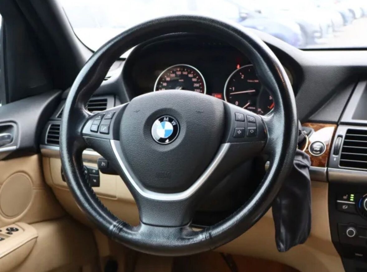 BMW X5 E70 35D M57 PLNÁ VÝBAVA - 11