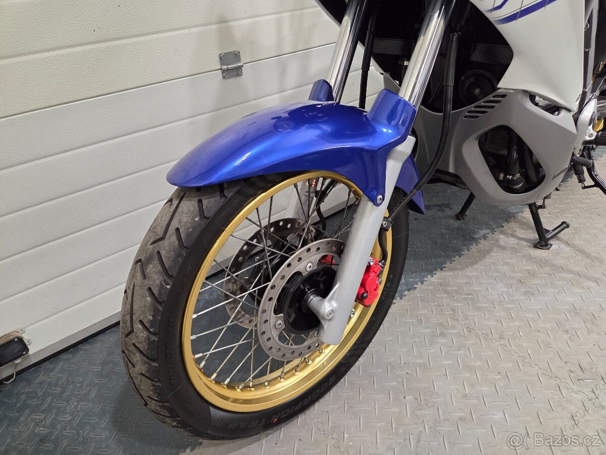 Honda XL700 V Transalp - 11