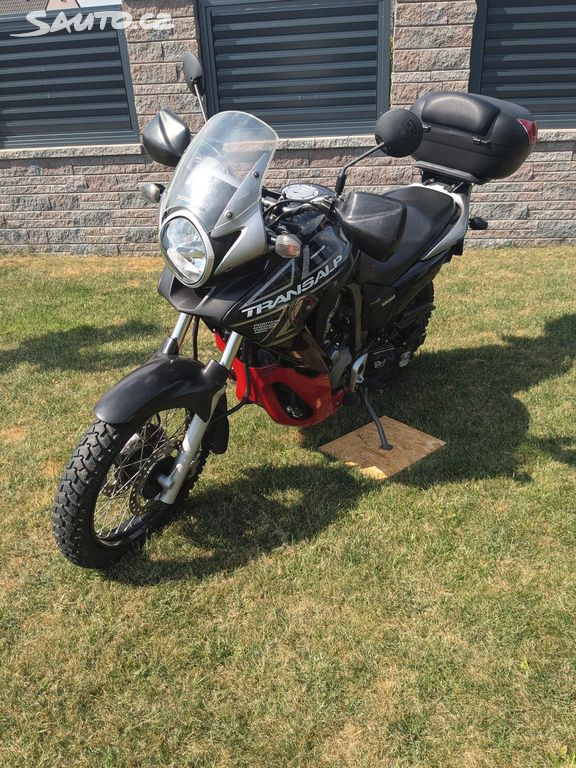 Honda XL700V Transalp - 11