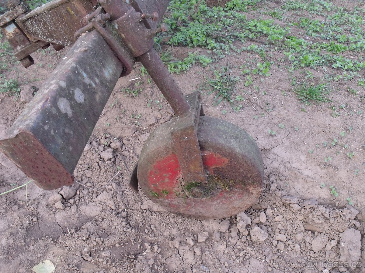 Plečka NDR typ FORTSCHRITT P 437 - 11