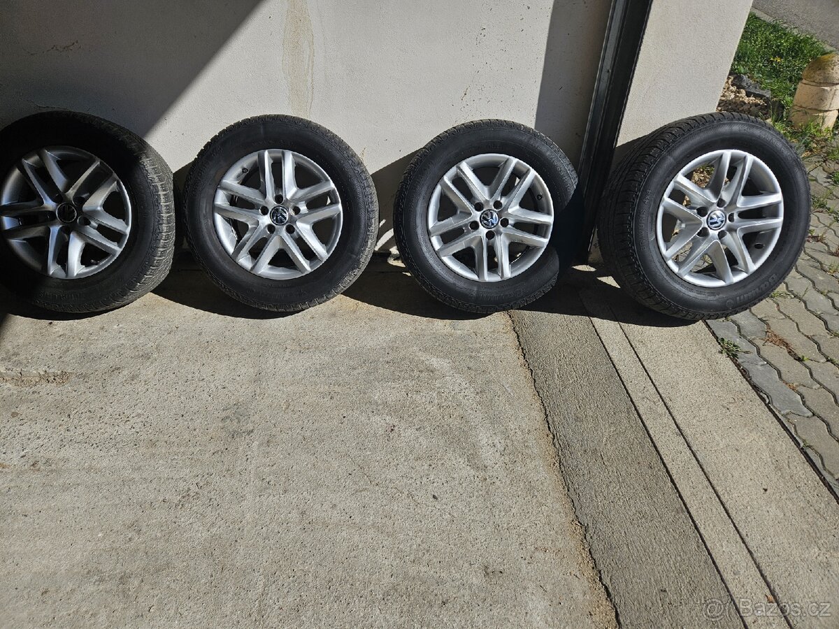 Litá kola VW Tiguan + letními pneu Barum 215/65 R16
- 11