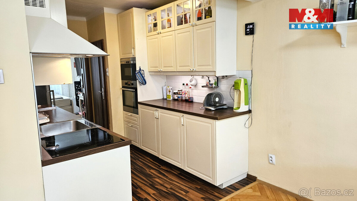 Prodej bytu 3+1, 90 m², Praha, ul. Ortenovo náměstí - 11