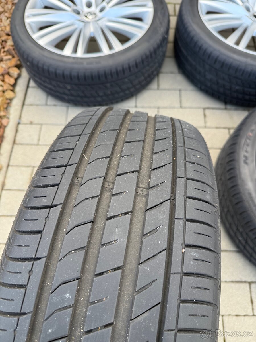 SLEVA-10k R19 5x112 Škoda Superb originál - 11