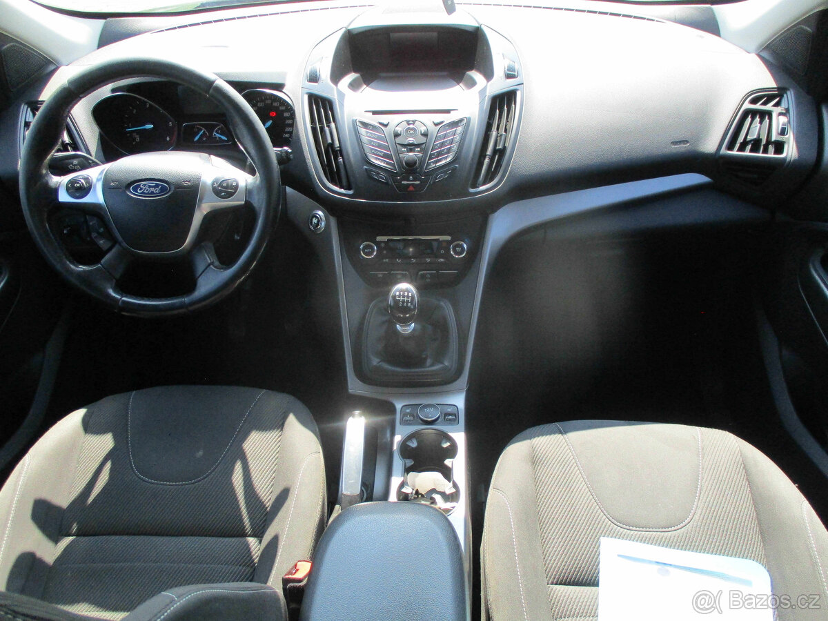 FORD KUGA 2,0 TDCi 110kw 4x4 CZauto 1maj DPH 2016 - 11