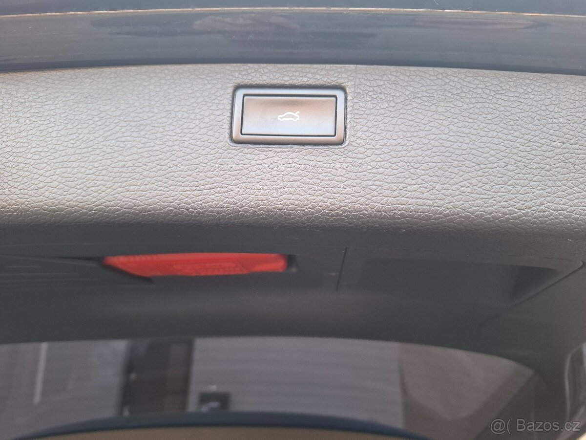 Prodám VW PASSAT B7 Variant - 11