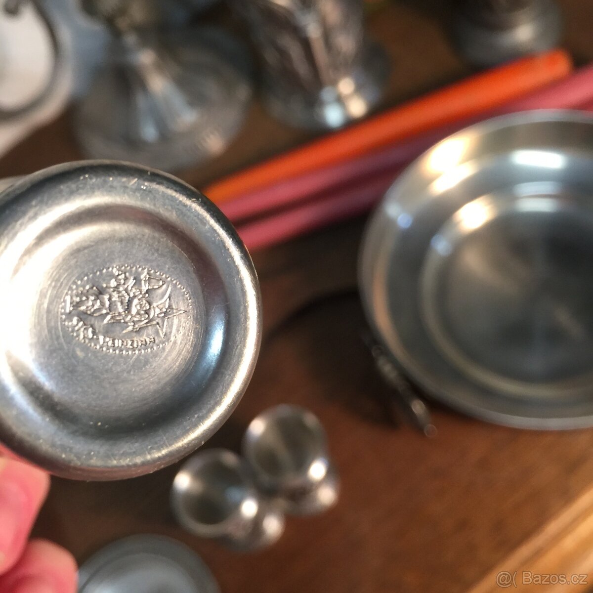 sbírka cínu pohár číše svícen mísa džber Cín - punc - 11