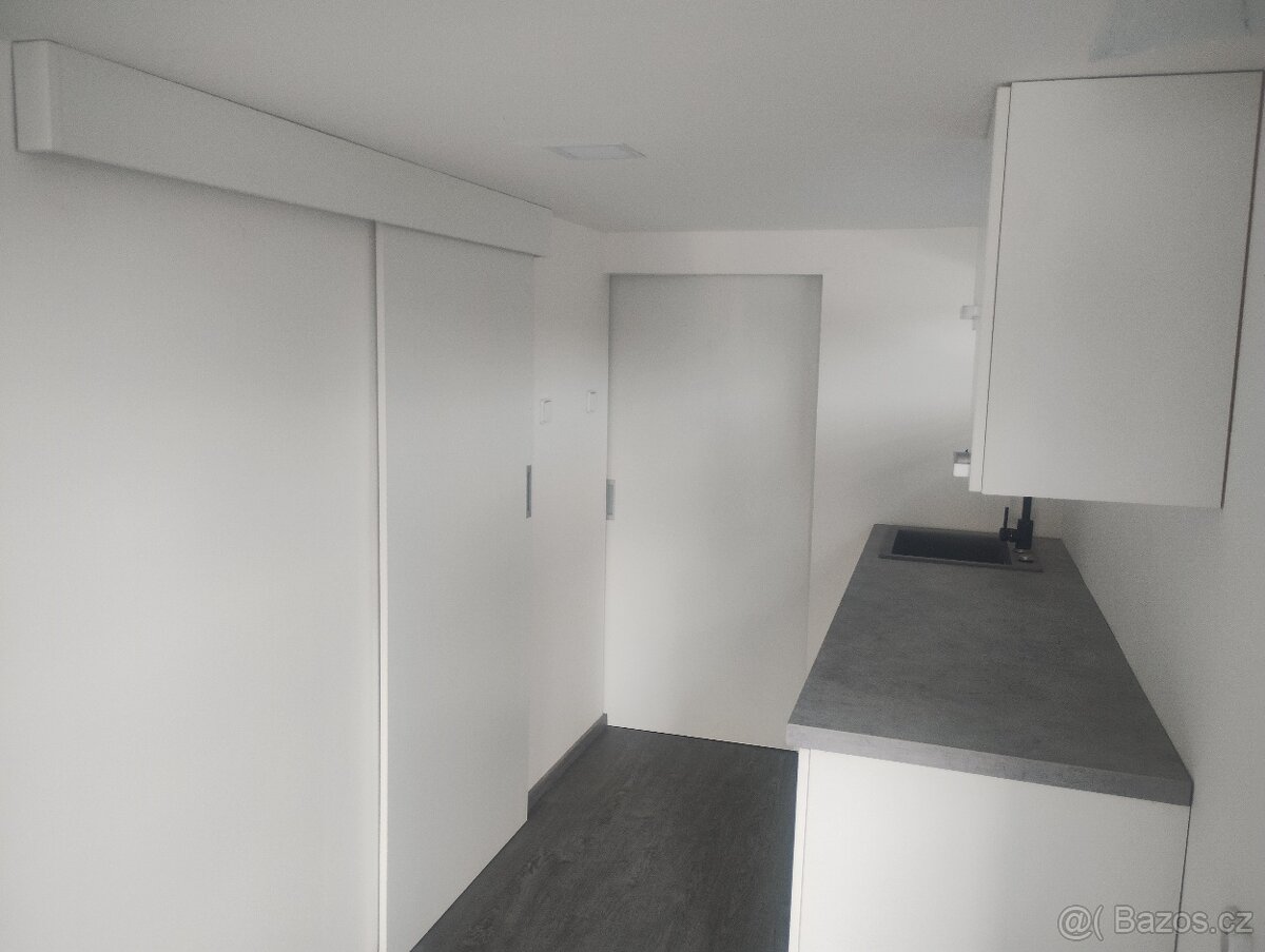 Celoroční mobilní dům 10x3m - 11