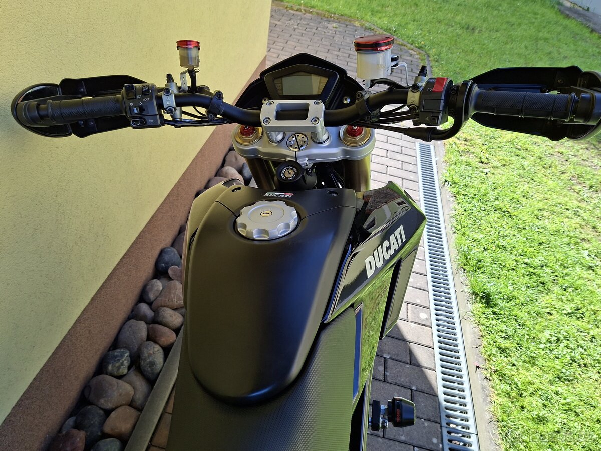 Docati Hypermotard 1100S - 11