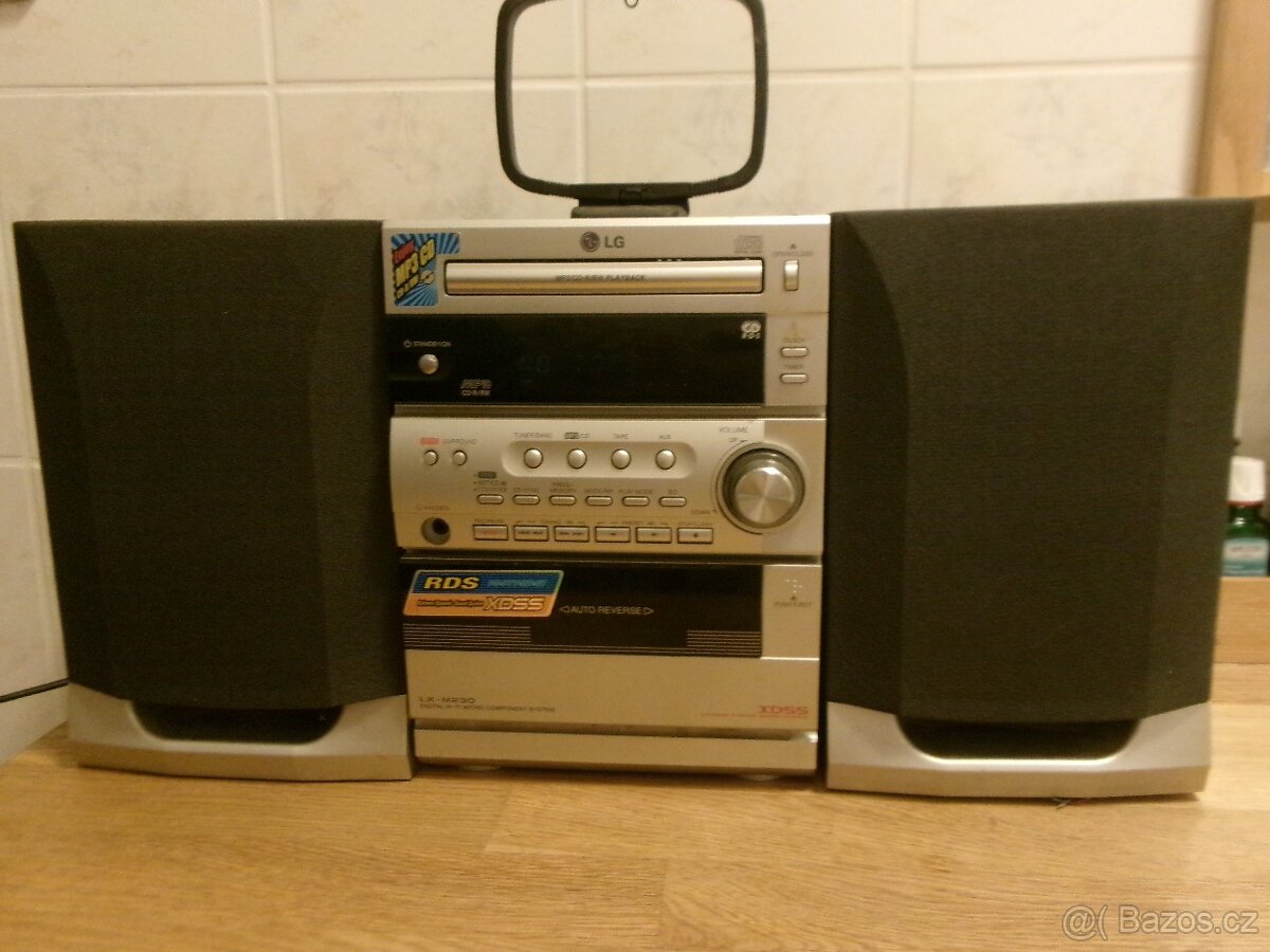LG LX-M230. - 11