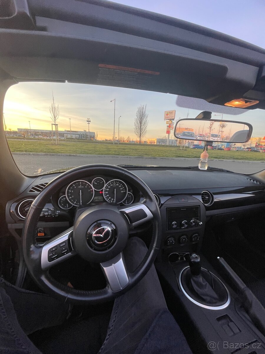 Mazda MX5 - 11