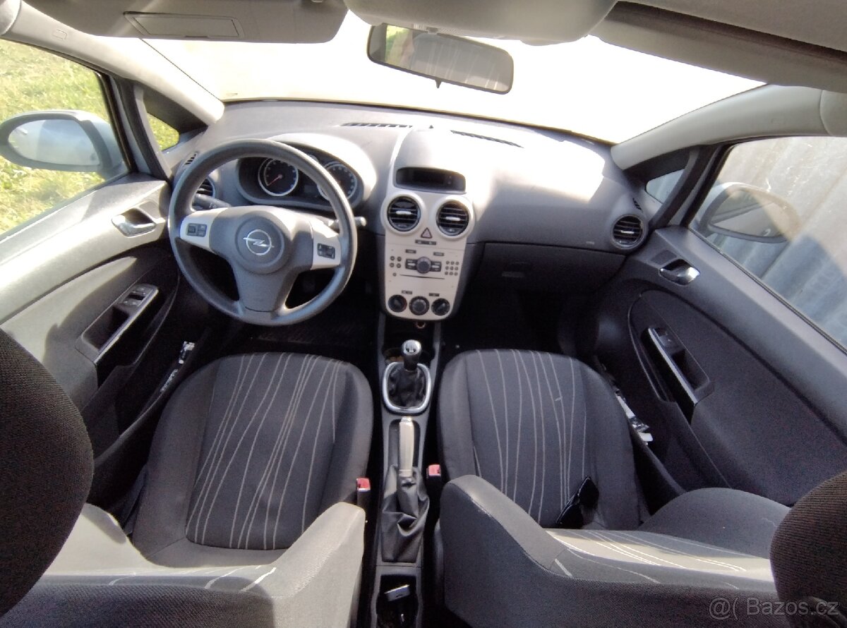 Opel Corsa D 1.2 16v, STK 4/27 - 11