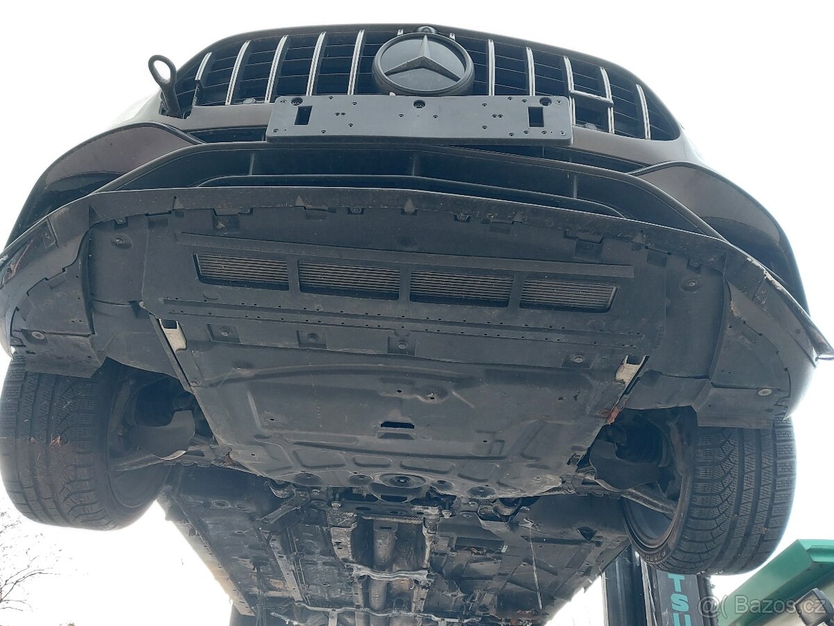 Mercedes Benz AMG A 45 S, motor 139980, 310kW, pohon 4x4 - 11