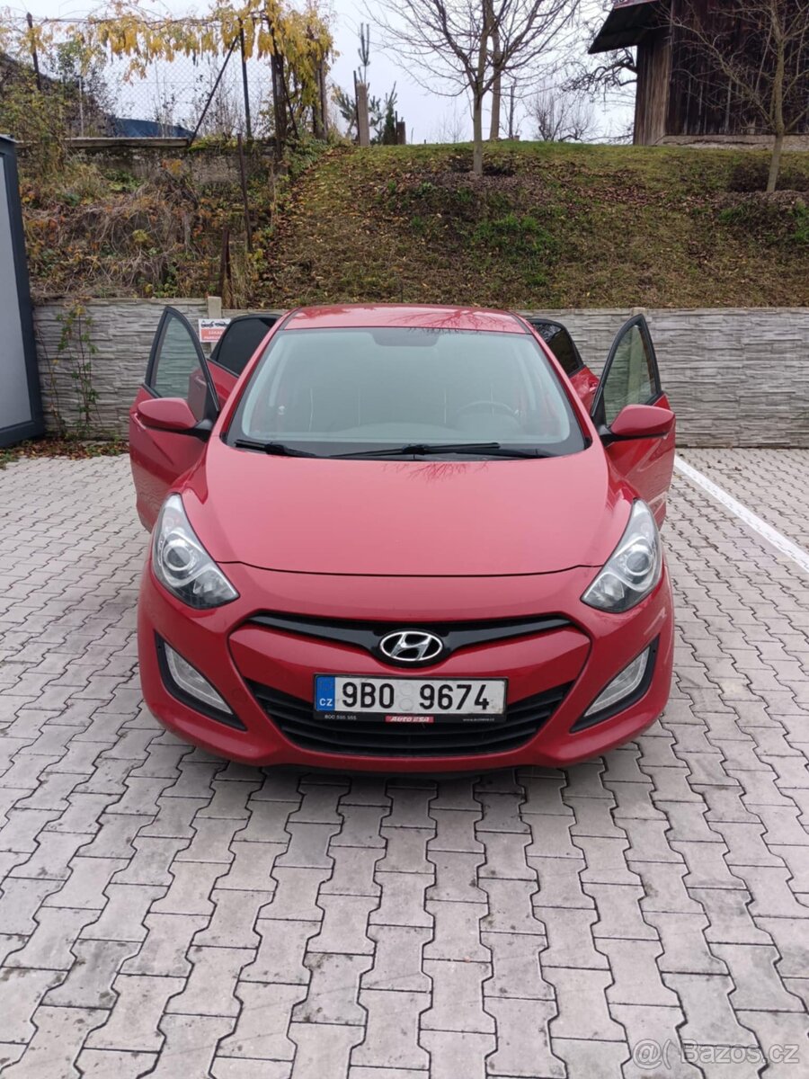Hyundai i30 1.6 Hatchback (2012) – Po velkém servisu - 11