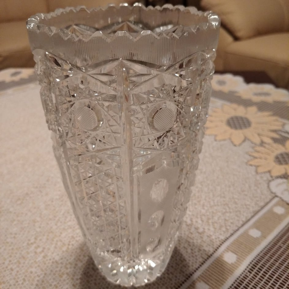 vázy z liatinového skla a krištálové - 11