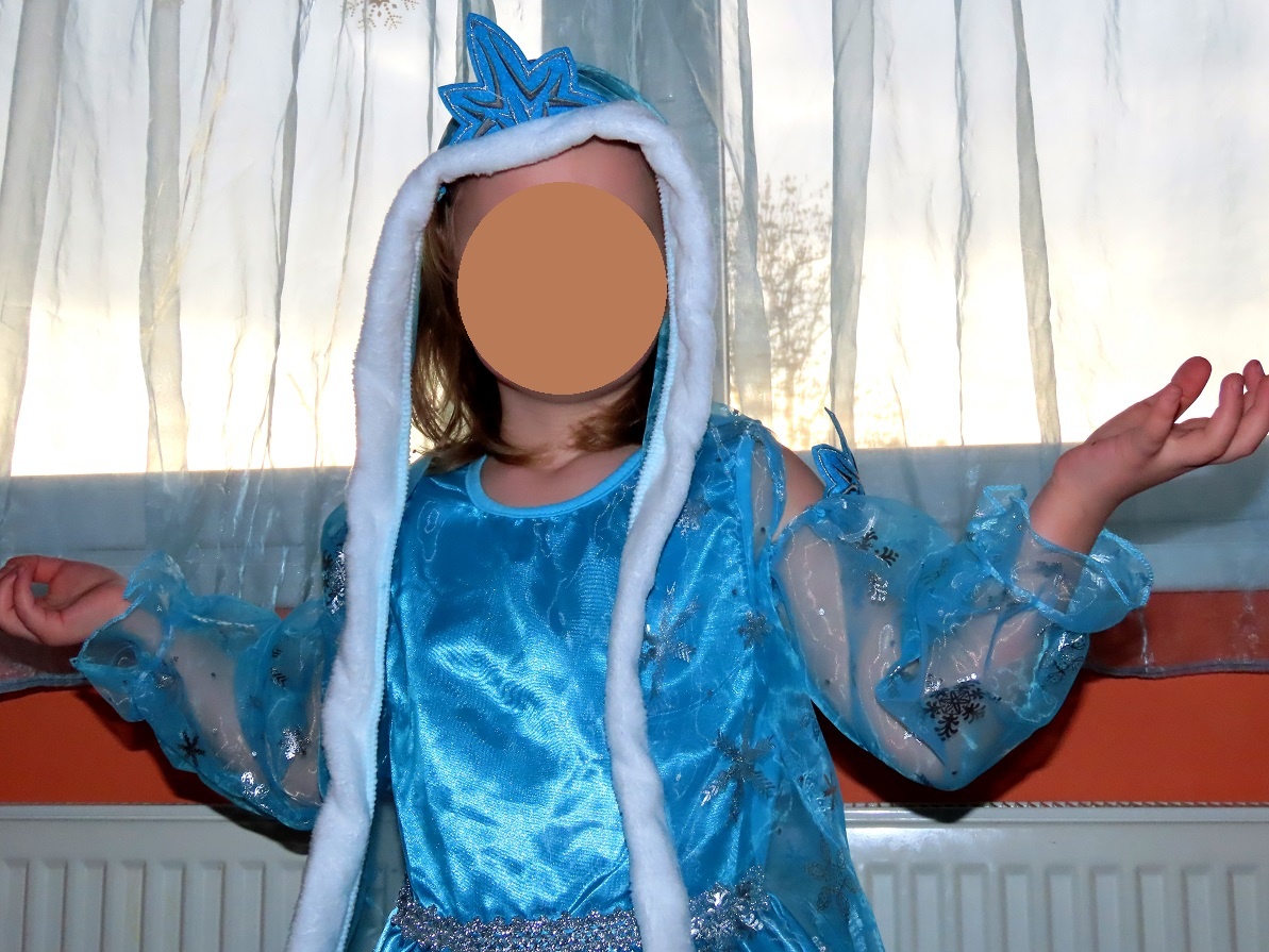 Překrásné dlouhé šaty princezna Elza + plášť vel.122/128. - 11