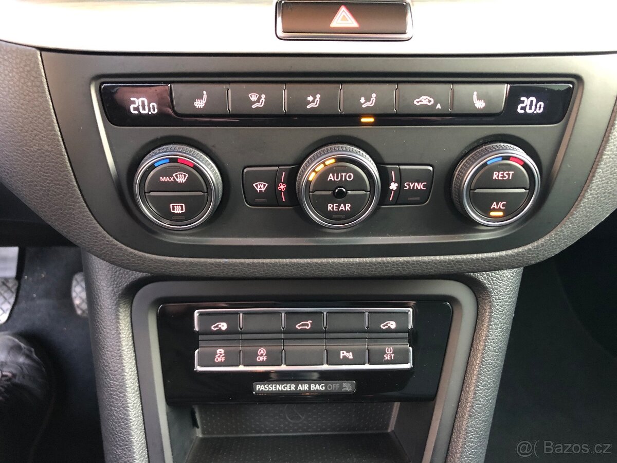 Volkswagen Sharan 2,0 TDI 110 KW Comfortline Plný servis - 11