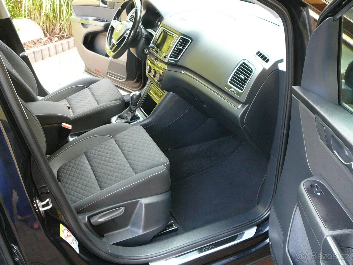 VW SHARAN 2.0 TDI 135KW 7MÍST DSG+F1 NAV ACC FRONT EL.BOČNÍ - 11