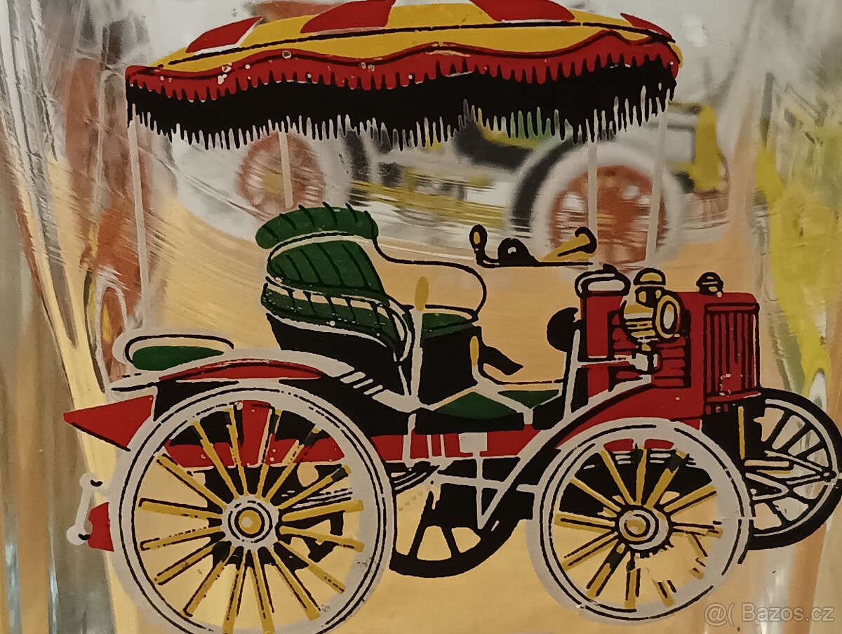 SILNOSTĚNNÁ SKLENĚNÁ LÁHEV DEKOROVANÁ VETERÁNY - 11