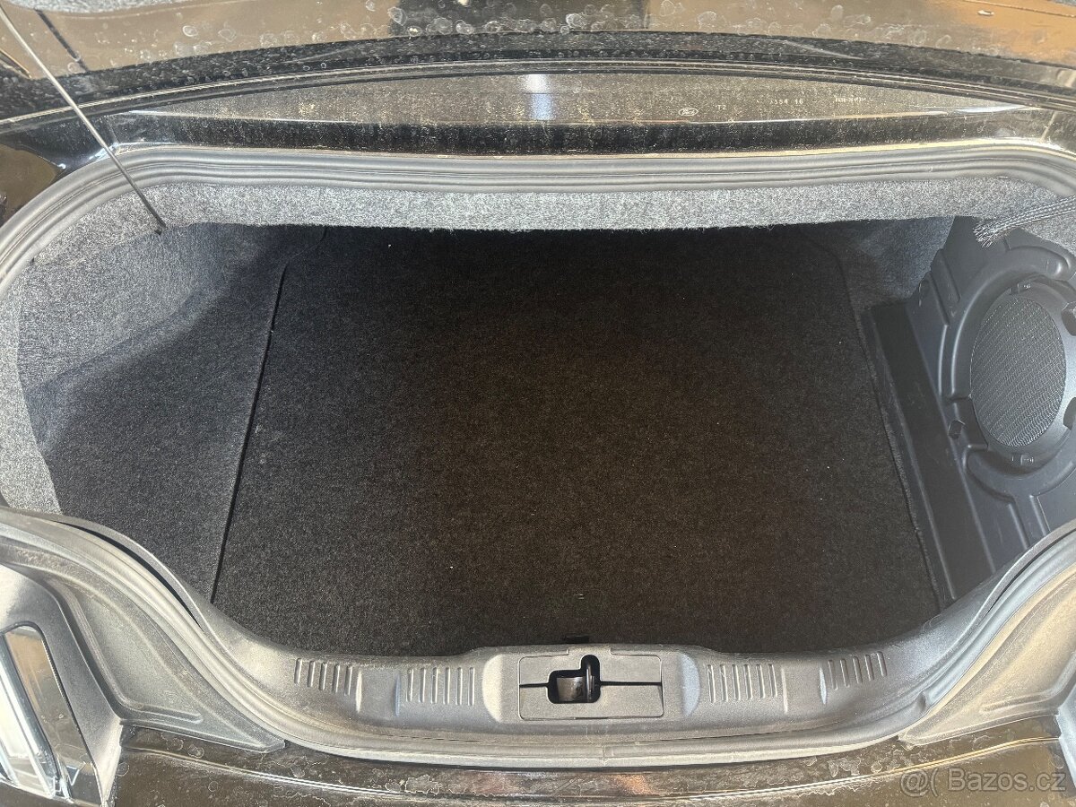 Ford Mustang GT 5.0 V8 Cabrio SLEVA - 11