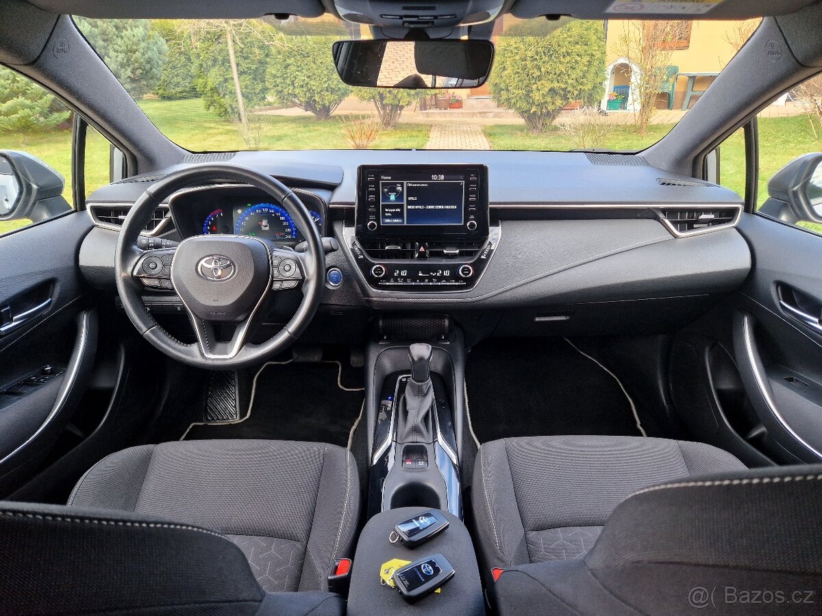 Corolla TS 2.0 135KW hybrid Comfort + AT, 2021, 79tkm, Cebia - 11