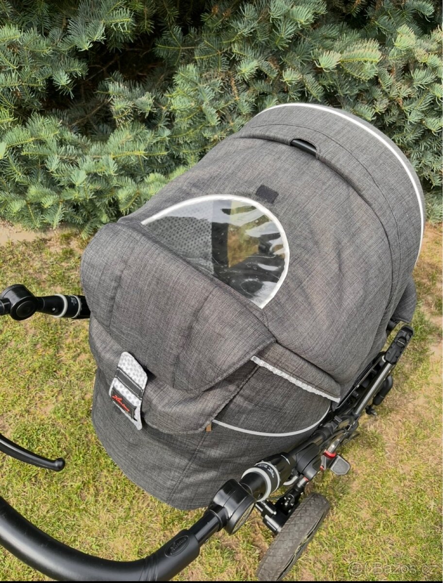 Kočárek Hartan - 11