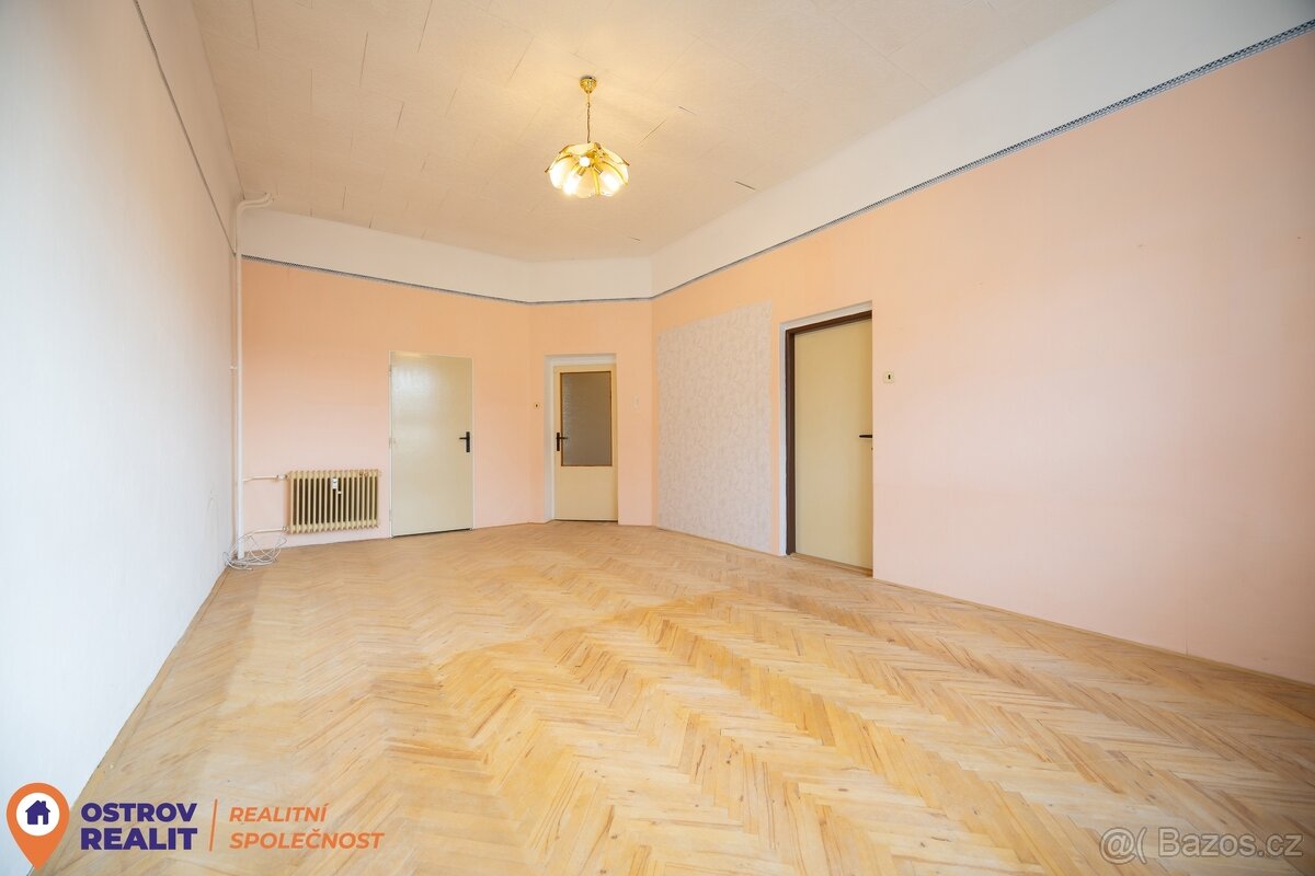 Prodej bytu 3+1, 86 m², Jeseník centrum - 11