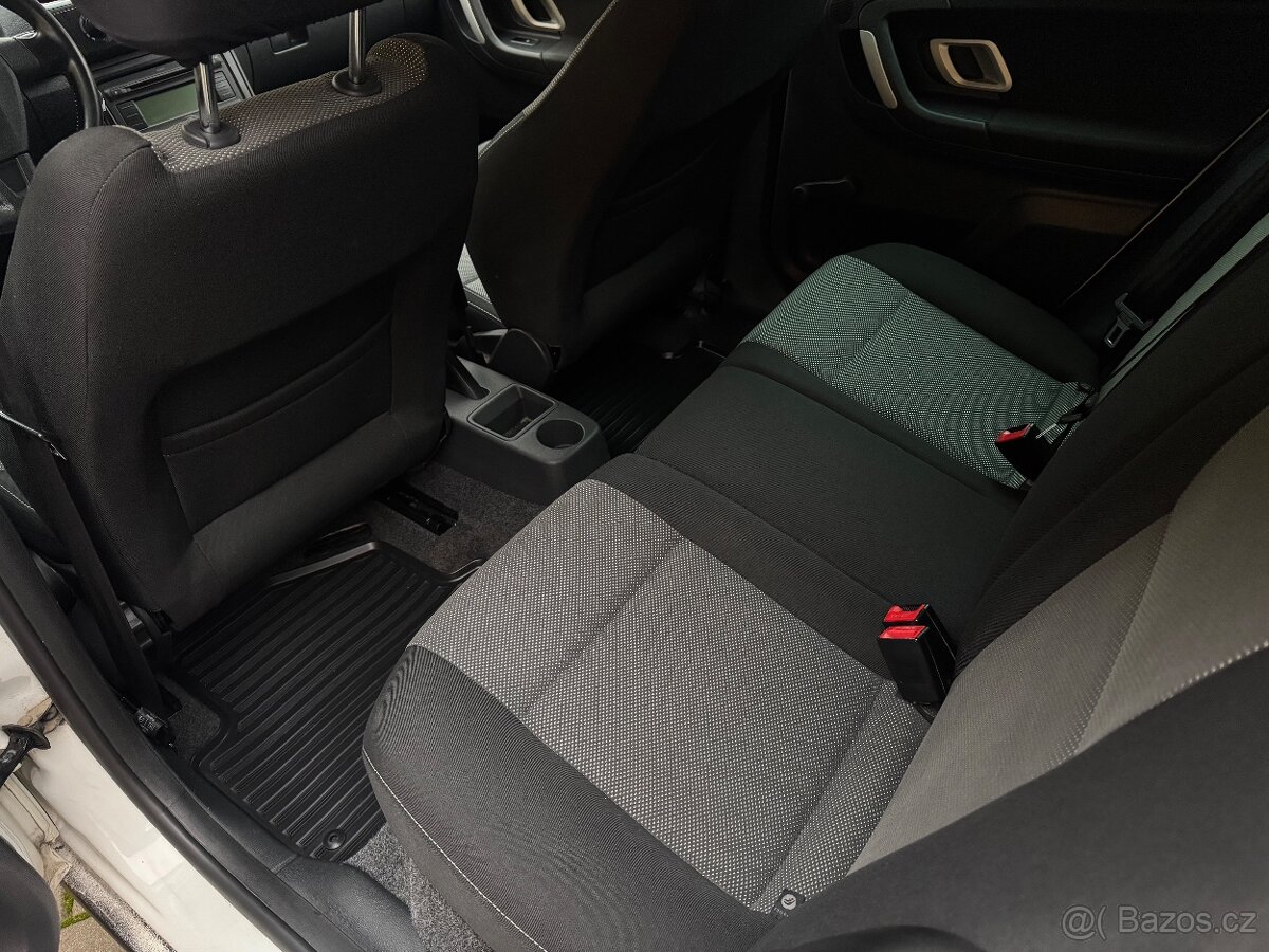 Škoda Fabia 1.2 HTP 51Kw Sportline - 11