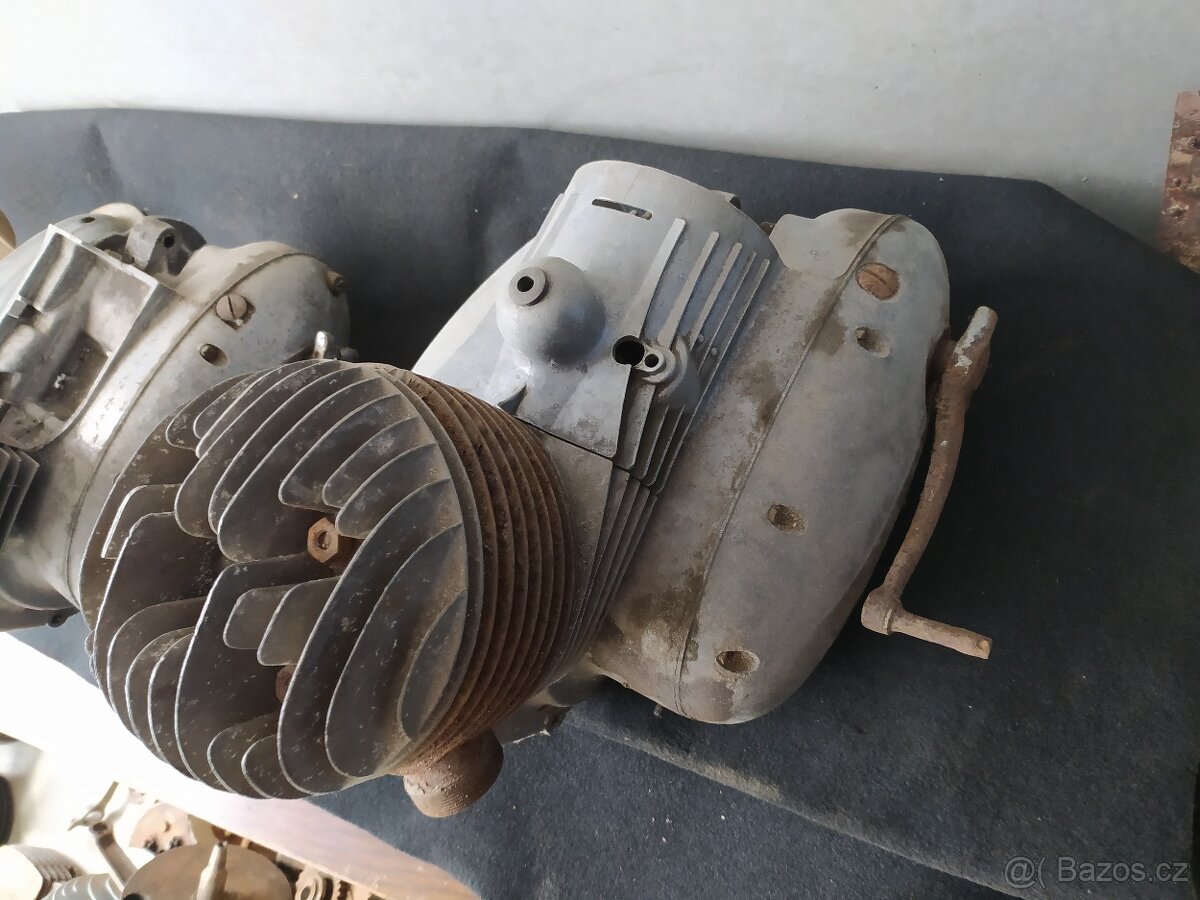Motor Jawa ČZ 175 - 11