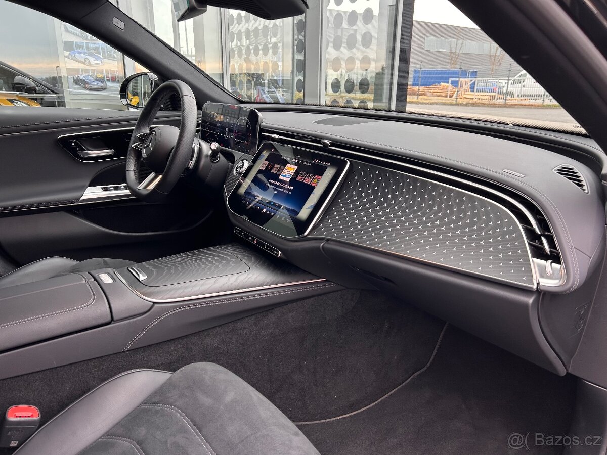 Prodám Mercedes-Benz E 220d 4MATIC AMG, záruka - 11